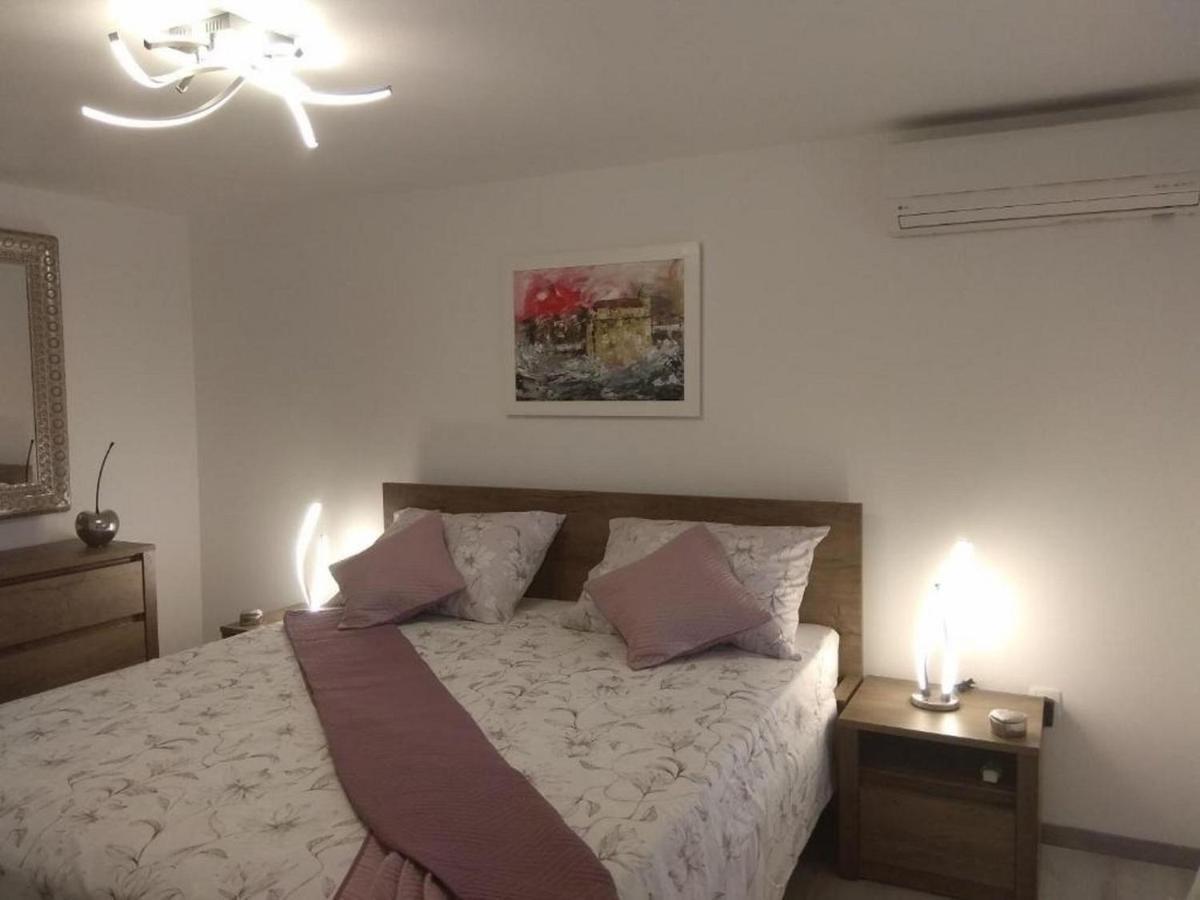Apartments Lemar - With Parking โบล ภายนอก รูปภาพ